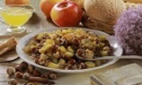 Гречневая каша с яблоками