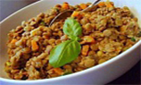 Каша чечевичная с курагой и орехами